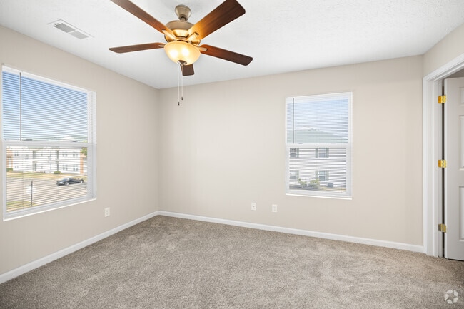 The Pearl - Primary Bedroom