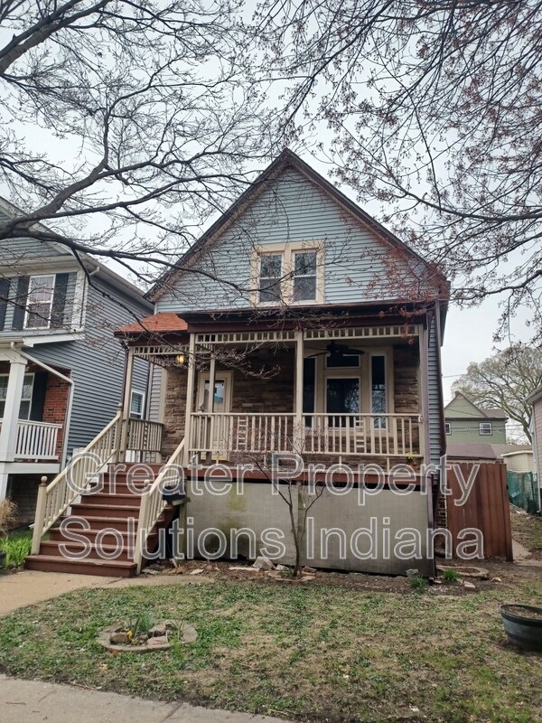 Photo - 1719 Sheridan Ave