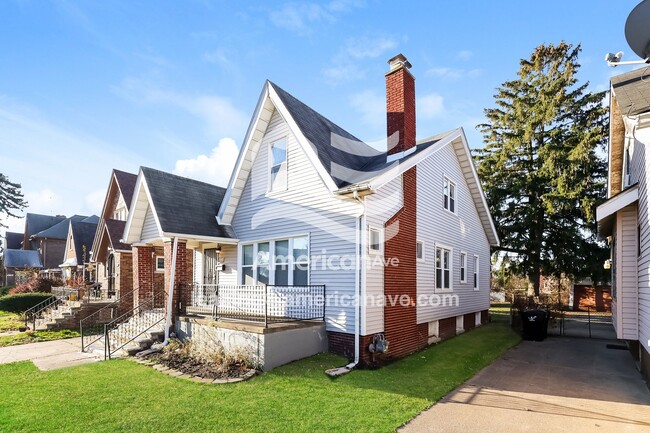 4667 Balfour Rd