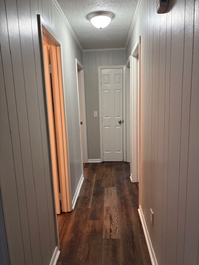 Photo - Renovated 3 Bedroom 1 Bath Home for Rent!