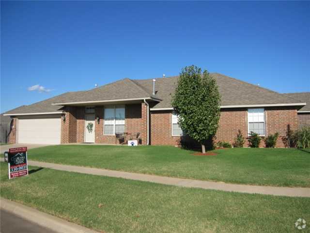Building Photo - 17600 Gold Dr Rental