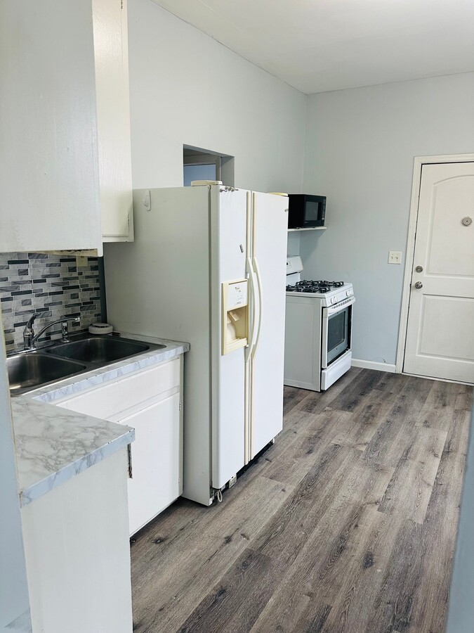 Photo - 1158 Edgerton St Unit 1