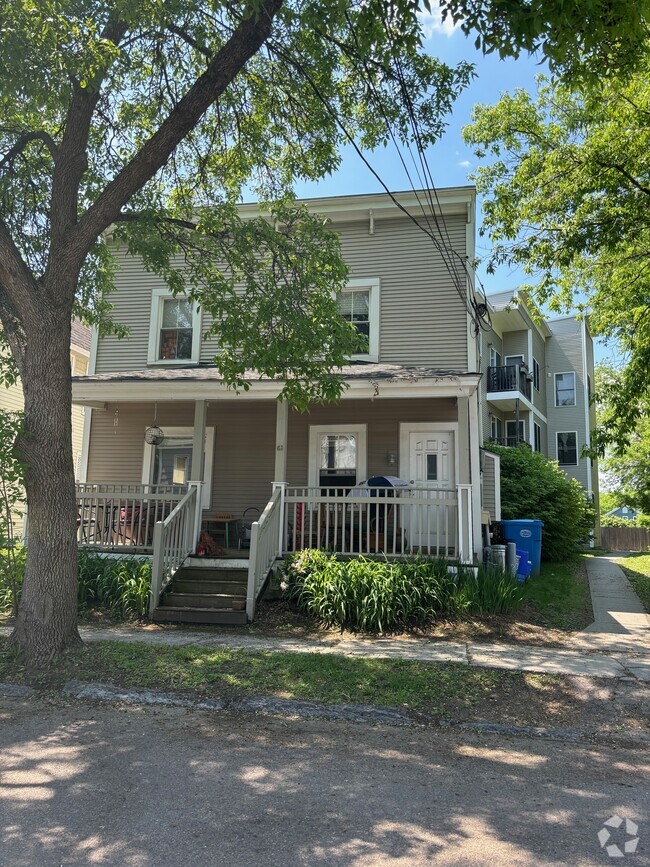 Building Photo - 63 Hyde St Unit 2 Rental