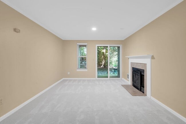 Photo - 11102 NE 125th Ln