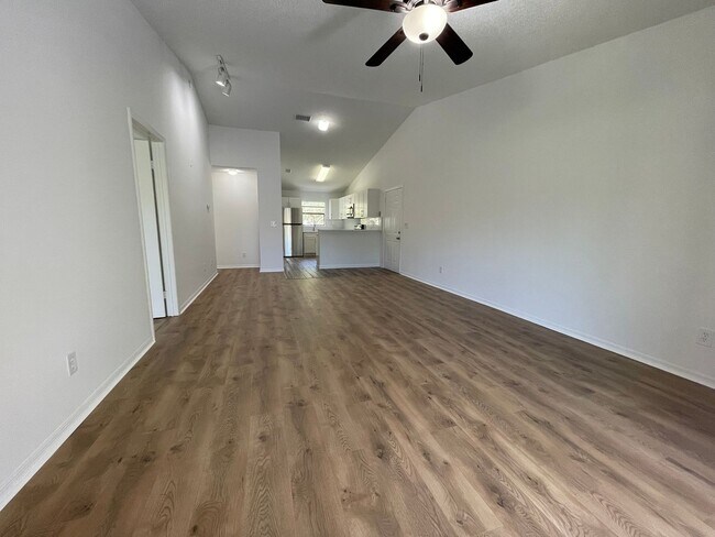 Photo - ANNUAL RENTAL - OASIS-2 BED 2 BATH 2ND FLOOR Unit 2224