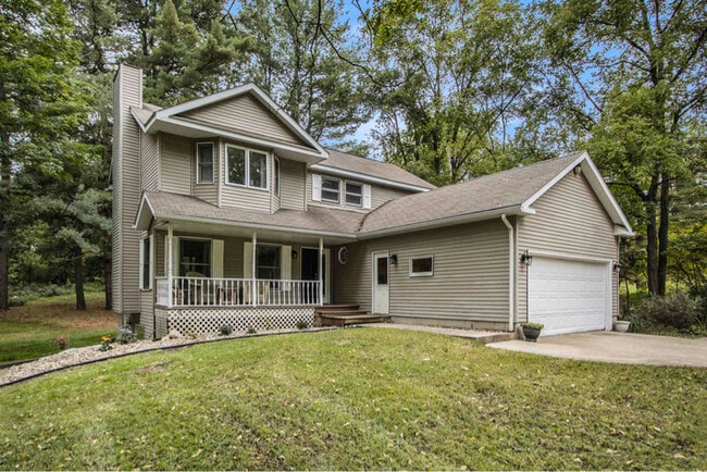 Photo - 8401 N 39th St