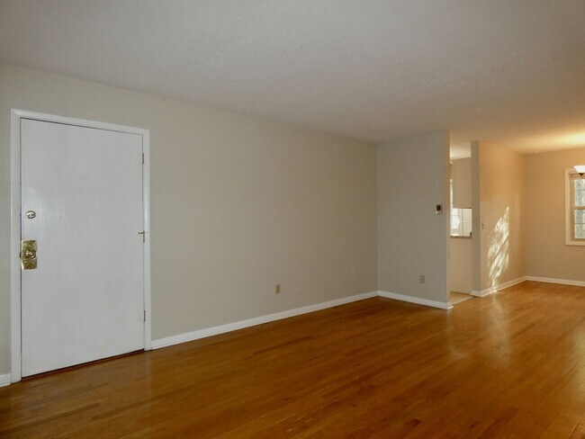 Photo - Two Bedroom Apartment - Great North Ashevi... Unit Apt #3