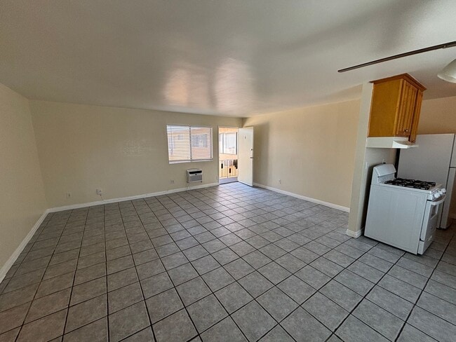 Photo - 11751 Hart St Unidad 06