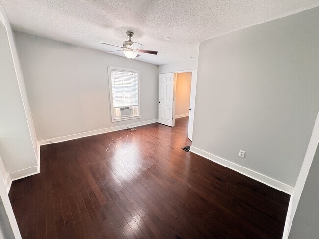 2319 S 10th St Unit 3F