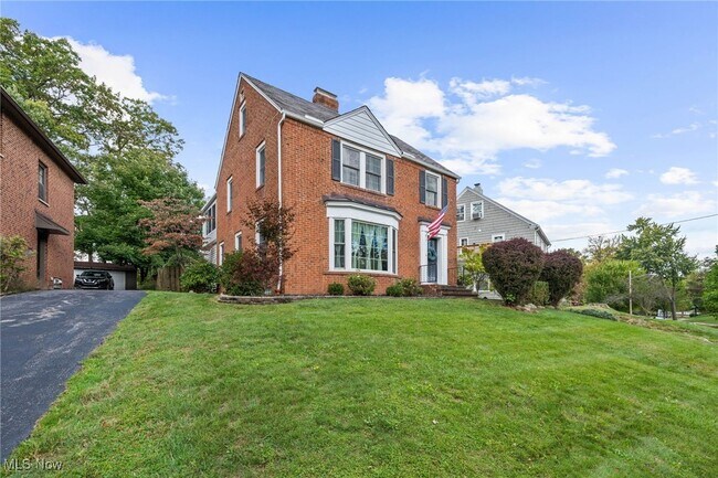 Photo - 2244 Edgerton Rd