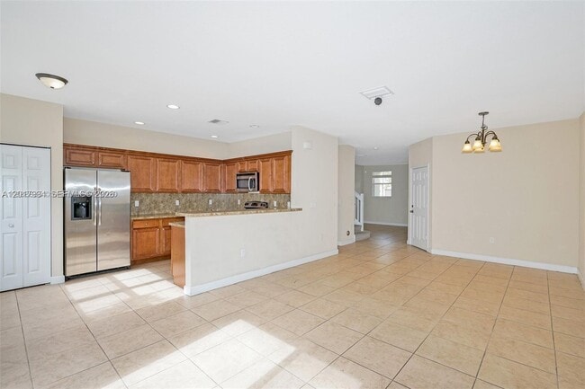 Photo - 1048 NE 208th St