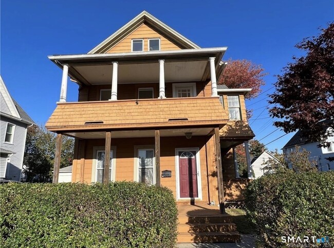 Building Photo - 34 York St Unit 2