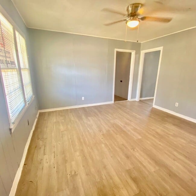 Photo - $0 First Month's Rent / $0 Deposit at Move-in