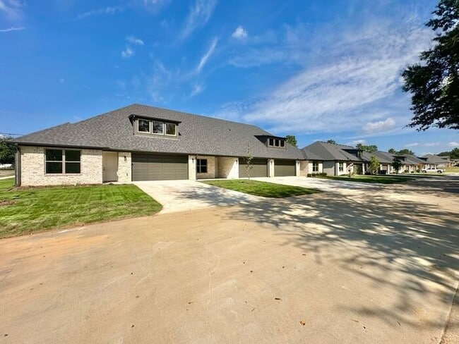 Photo - Tour Today! New Construction 2 Bed 2 Bath ...