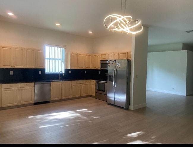 Photo - 7953 NW 70th Ave