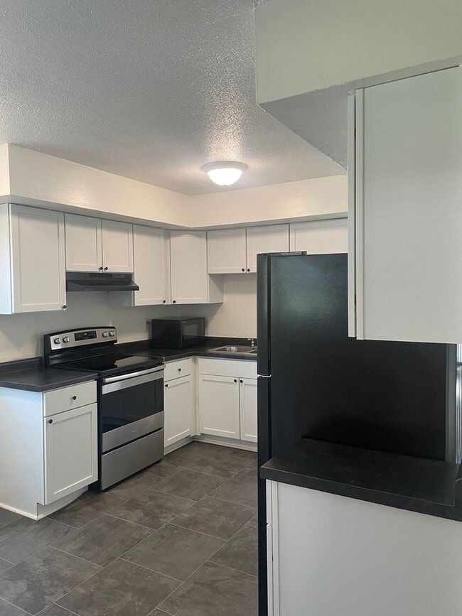 Photo - 110-112 Sanders Ct Unit 112