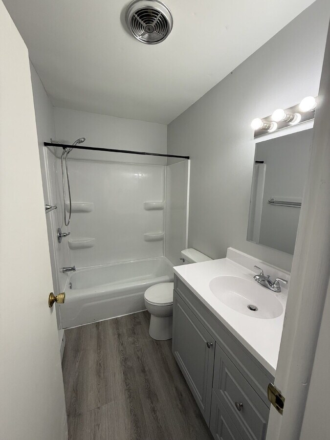 Photo - 545 S West St Unidad 3