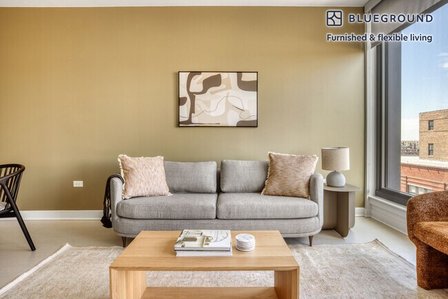 Photo - 1035 W Van Buren St Unidad FL11-ID754