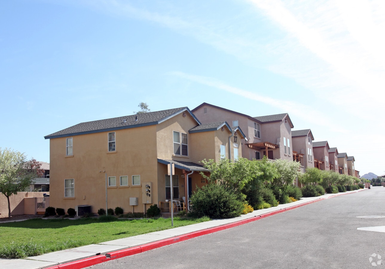 Sahara Luna Apartments - Sahara Luna Apartments