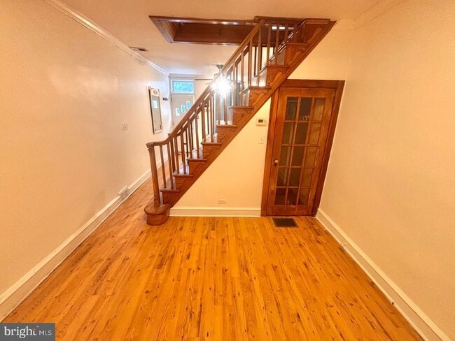 Photo - 3229 Almond St