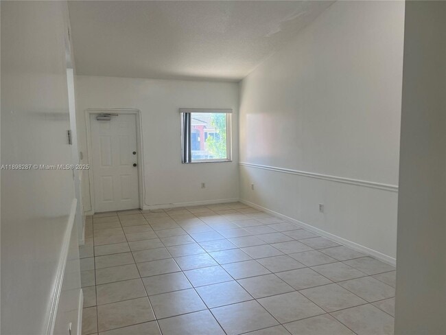 Photo - 980 NE 33rd Terrace Unit 203