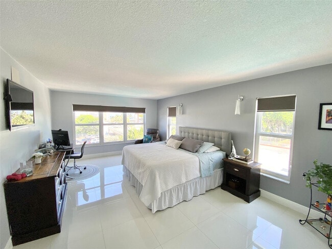 Photo - 3000 E Sunrise Blvd Unidad 3C