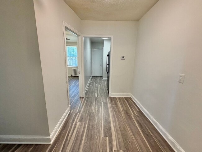 Photo - 417 Newcomb St SE Unidad # 2