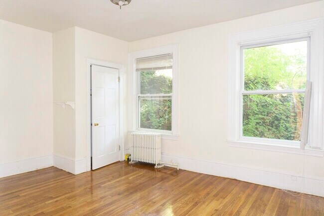 Photo - 1706 Commonwealth Ave Unit 1