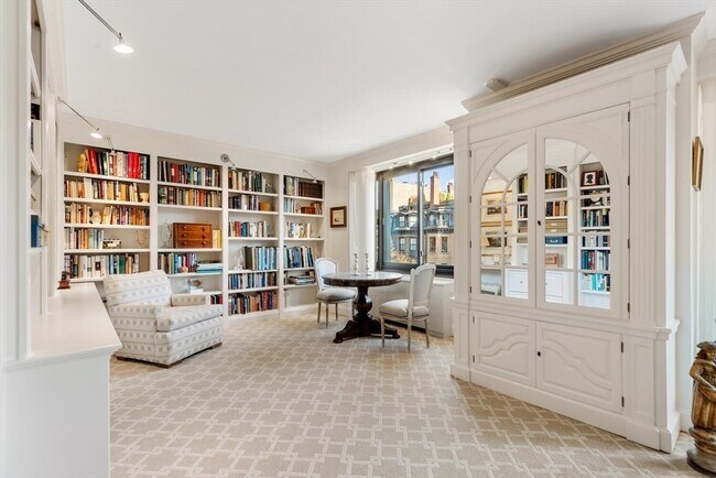 Photo - 180 Beacon St Unidad 4A