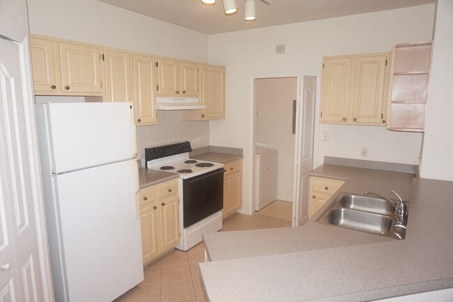 Photo - 1100 Lake Shadow Cir