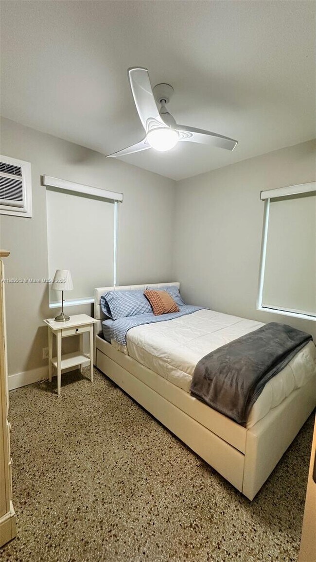 Photo - 850 NE 124th St Unidad 850