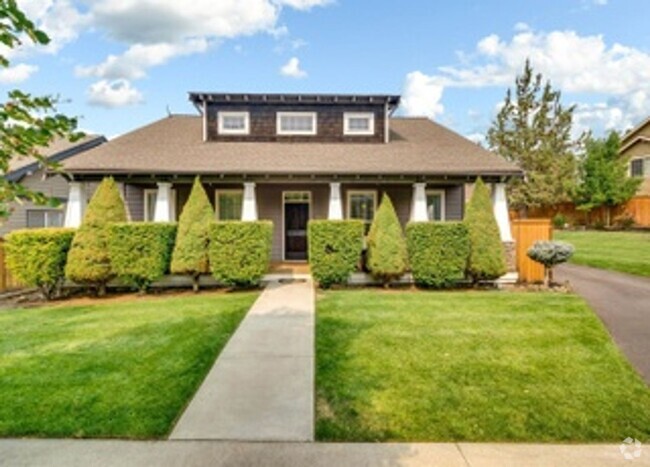 Building Photo - Beautiful Bend Home with Large Bonus Room ...