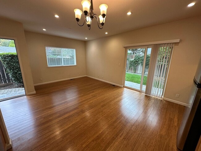 Photo - 3615 Chestnut St Unit 3615 Chestnut Street  #2