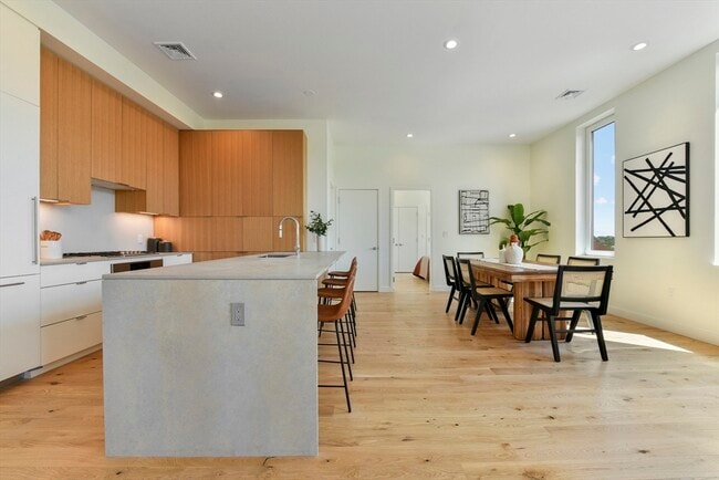 Photo - 80 Terrace St Unit 303