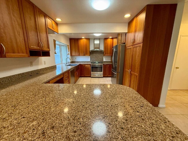 Building Photo - Spacious Upgraded 4-Bedroom Home in Waipio Gentry