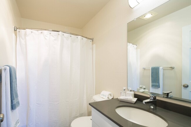 Spacious Bathroom | Summit at Sausalito | Luxury Apartments at Sausalito, CA