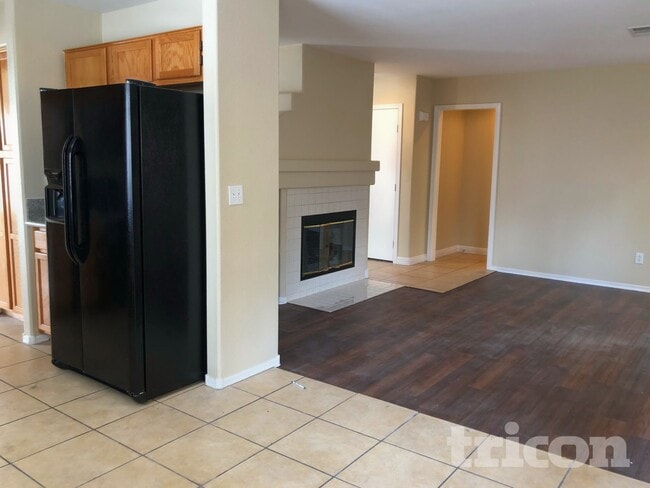 Photo - 6941 Wine River Dr