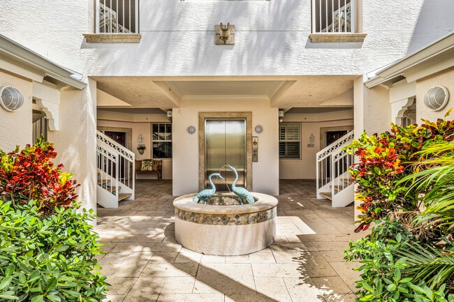 Photo - 807 Harborshore Dr