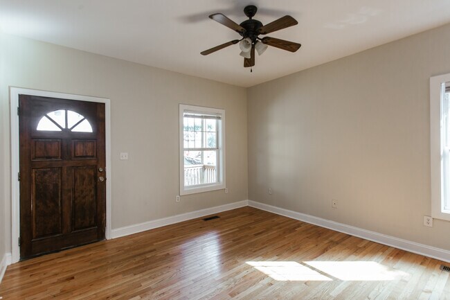 Photo - 275 Rosa Nell Howard St