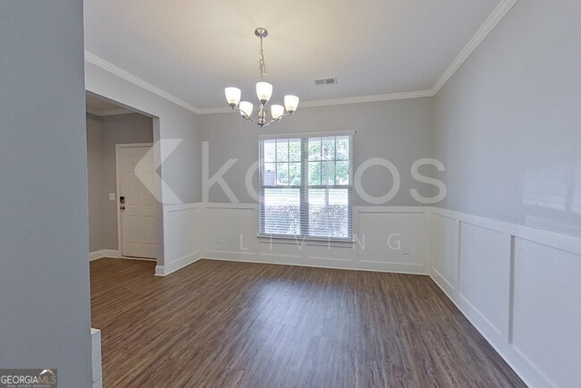 Photo - 140 Mandy Ln