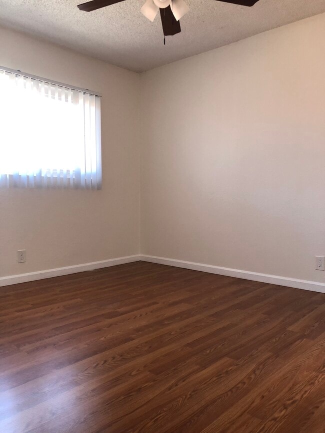 Building Photo - 11828 Eucalyptus Ave Unit D