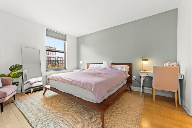 Photo - 10 Regent St Unit 614A