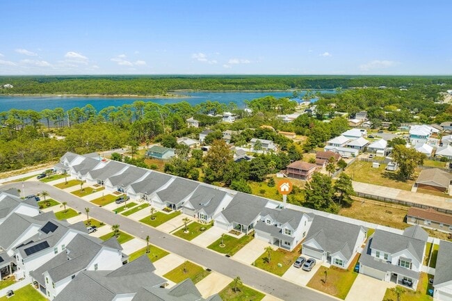 Photo - 712 Landing Cir