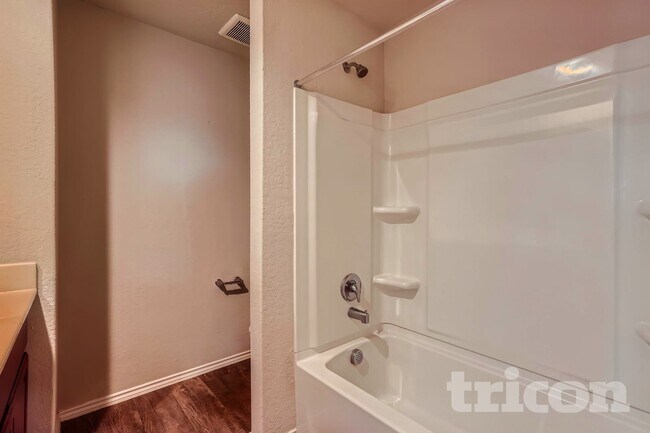 Photo - 13043 Heathers Elm