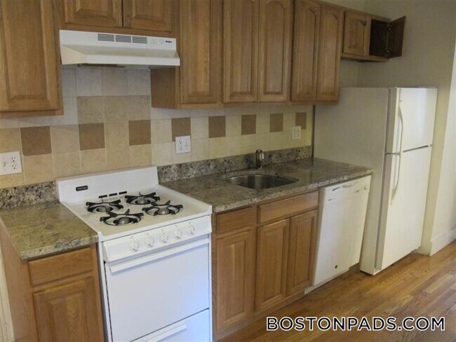 Photo - 171 Hemenway St Unit 19