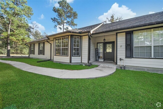 Building Photo - 4068 TX-105 Rental