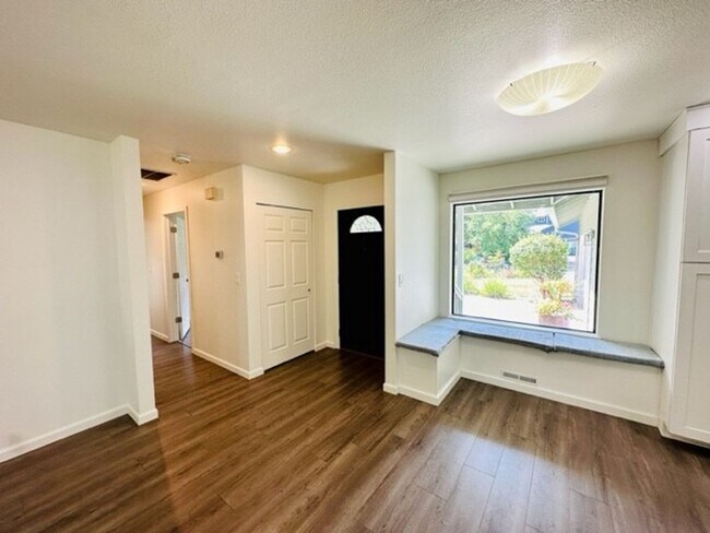 Photo - 3bd/2ba Duvall House