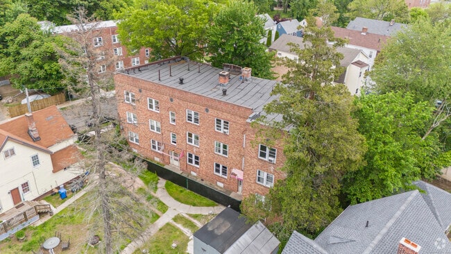 Building Photo - 9 Rockville St Rental