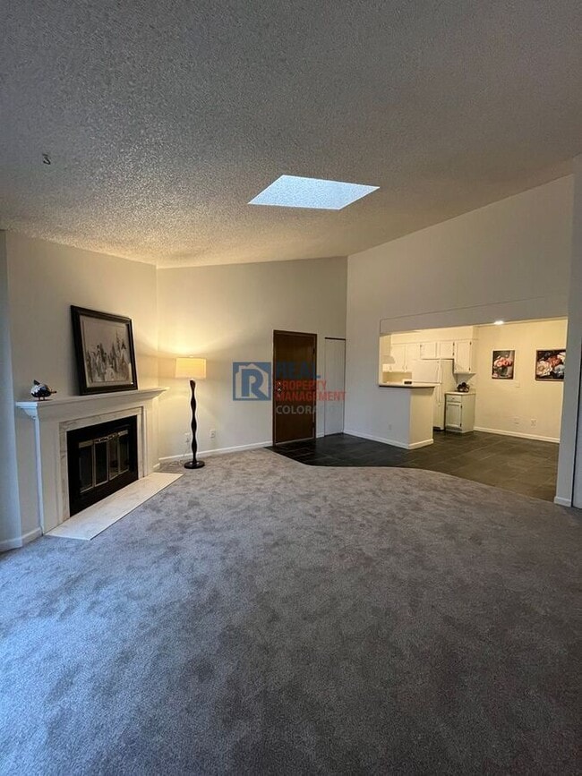 Photo - 3344 S Ammons St