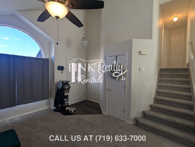 Photo - 955 Lords Hill Dr